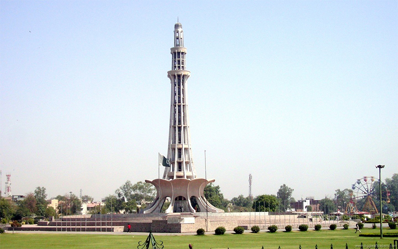 Minar-e-Pakistan - one of the national symbols of Pakistan ideology 